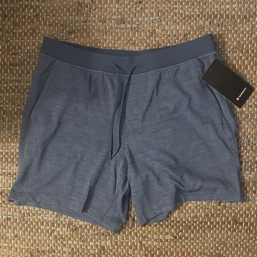 LULULEMON zeroed in double-knit mesh short 7” LL Blue twill washed denim mens XL